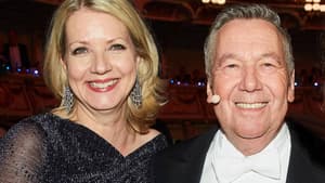 Silvia Kaiser und Roland Kaiser lachen in die Kamera