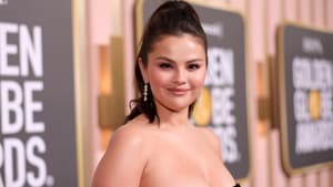 Selena Gomez bei den Golden Globes