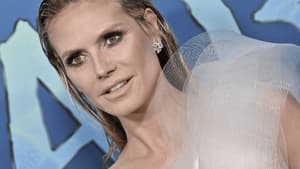 Heidi Klum mit offenem Mund