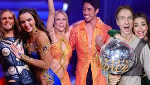 Rúrik Gíslason und Renata Lusin, Kathrin Menzinger und René Caselly und Ingolf Lück und Ekaterina Leonova nach ihrem "Let's Dance"-Sieg