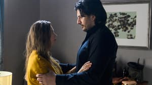 Nathalie und Maximilian halten sich bei "Alles was zählt" gegenseitig fest