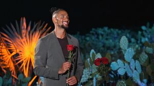 Bachelor David Jackson in Folge 5 mit einer Rose