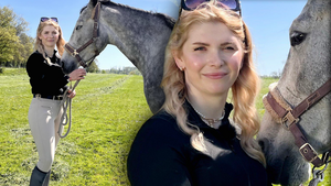 "Bauer sucht Frau" 2023 - Carolin mit Pferd