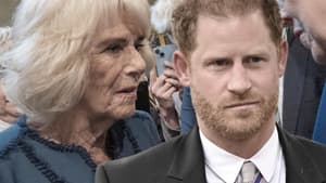 Königin Camilla guckt geschockt, Prinz Harry guckt genervt