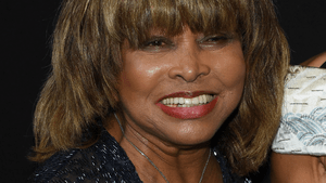 Tina Turner lacht
