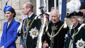 Prinzessin Kate, Prinz William, König Charles III. und Königin Camilla in Schottland.