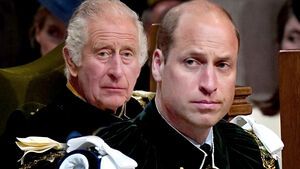 König Charles und Prinz William sehen ernst aus