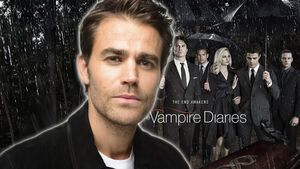 Paul Wesley vor "The Vampire Diaries"-Plakat