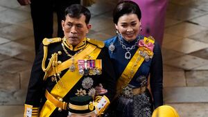 König Vajiralongkorn und Königin Suthida bei Krönung in England