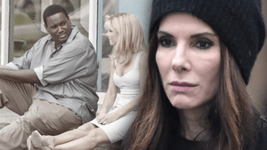 Sandra Bullock schaut traurig - im Hintergrund Szene aus "The Blind Side"