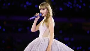 Taylor Swift im Prinzessinnenkleid bei "The Eras"-Tour