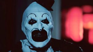 Szene mit Art dem Clown aus dem Film Terrifier