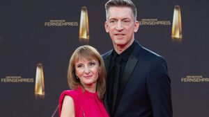 Steffen Hallaschka mit seiner Frau Anne-Katrin Hallaschka beim Bambi 2023