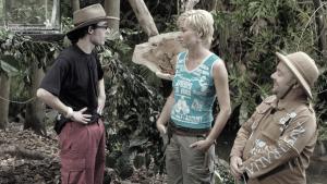 Daniel Küblböck spricht mit Sonja Zietlow und Dirk Bach im Dschungelcamp