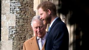 König Charles III. und Prinz Harry in Sandringham, 2016. 