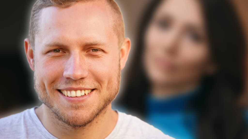 Patrick Romer lacht, Anastasiya Avilova unscharf
