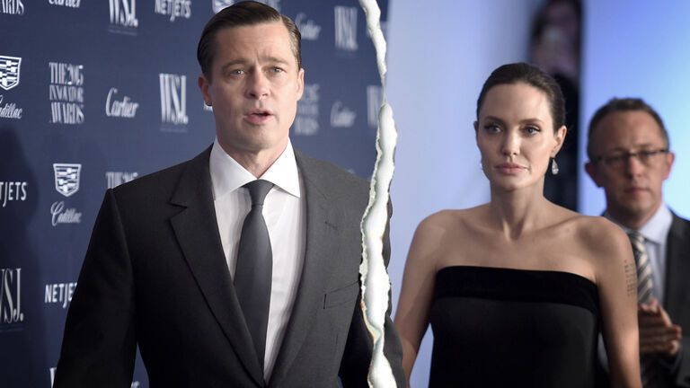 Brad Pitt und Angelina Jolie gehen nebeneinander, in der Mitte ein Riss