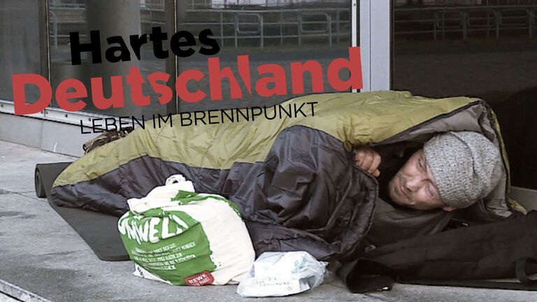 Heiko liegt bei "Hartes Deutschland - Leben im Brennpunkt" auf der Straße