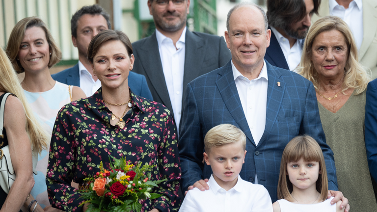 Fürstin Charlène und Fürst Albert 2023 mit ihren Zwillingen Prinz Jacques und Prinzessin Gabriella 
