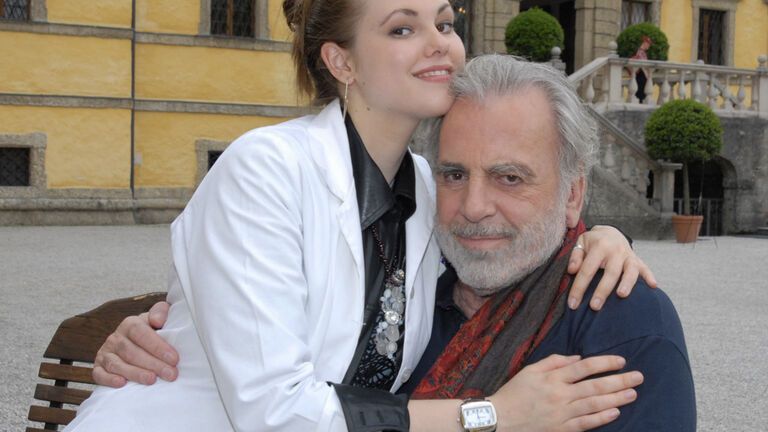 Nastassja Schell mit ihrem Vater Maximilian Schell bei Dreharbeiten, 2007.