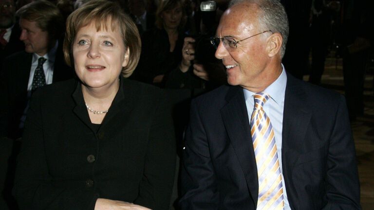 Angela Merkel mit Franz Beckenbauer