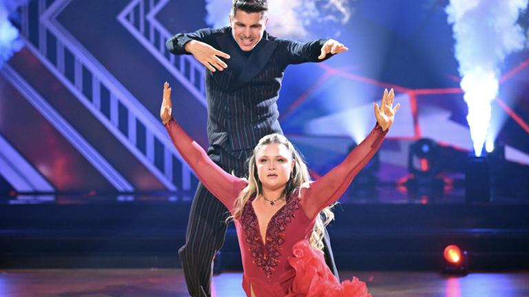 Sophia Thiel und Alexandru Ionel tanzen bei "Let's Dance".