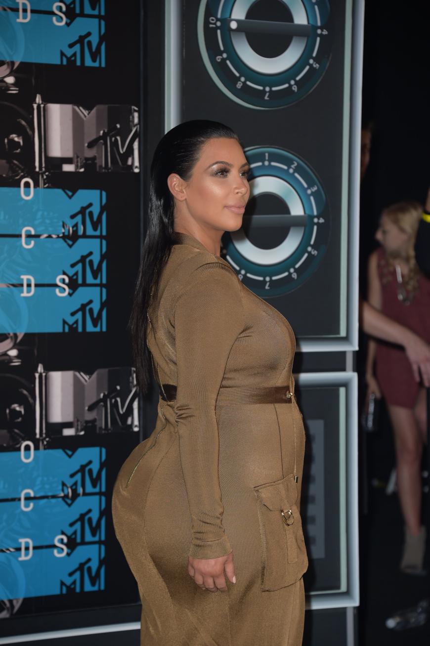 Kim Kardashian setzte ihren Allerwerte | ImPOsante Kim Kardashian